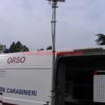 Soluzioni di allestimento per furgoni realizzato su Peugeot Bipper con sistema di scaffalatura professionale per migliorare l'organizzazione del veicolo